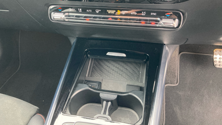 Mercedes-Benz GLA 200d AMG Line Executive 5dr Auto Diesel Hatchback